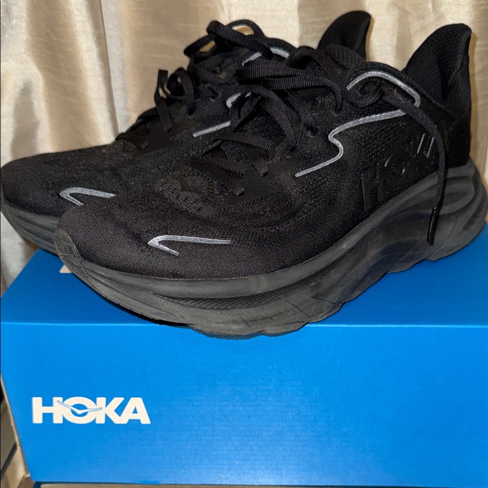 Mens Hoka Clifton Sneakers Black 9D